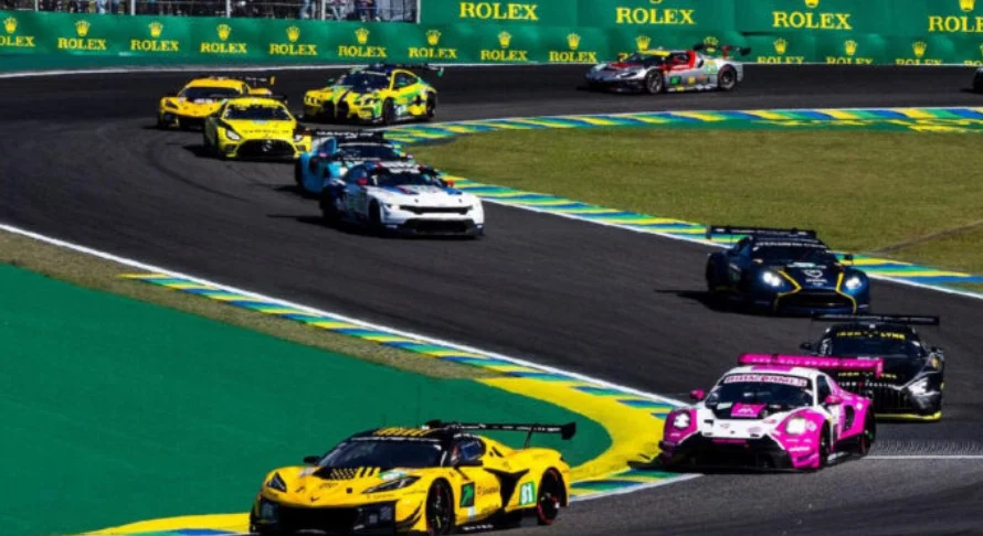 Corvette-Racing-Sao-Paulo-July-2025-exterior-001-front-three-quarters